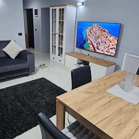 Edi 1 Center Apartman *