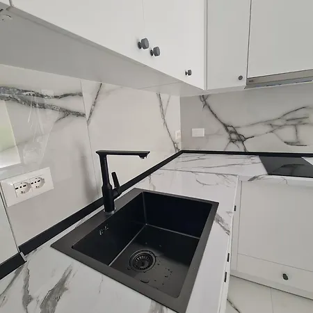 Apartman Edi 1 Center *