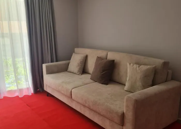 Edi 1 Center Apartman Tirana