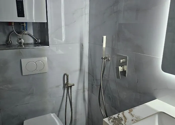 Edi 1 Center Apartman Tirana