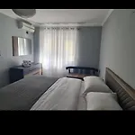 Edi 1 Center شقة تيرانا