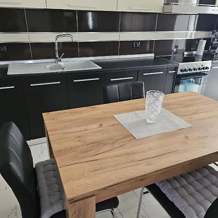 Edi 1 Center Daire Tiran