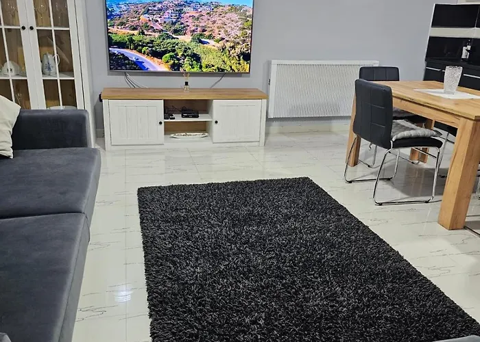 Edi 1 Center * Tirana