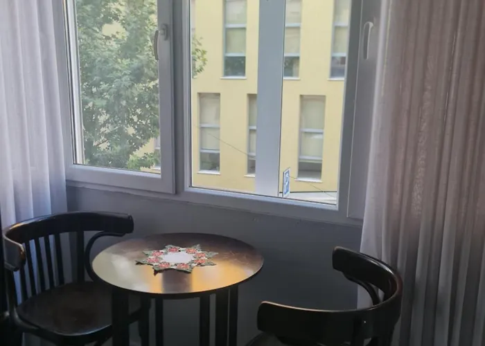 Lägenhet Edi 1 Center